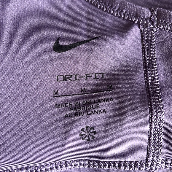 Nike Bra - Picture 3 of 5